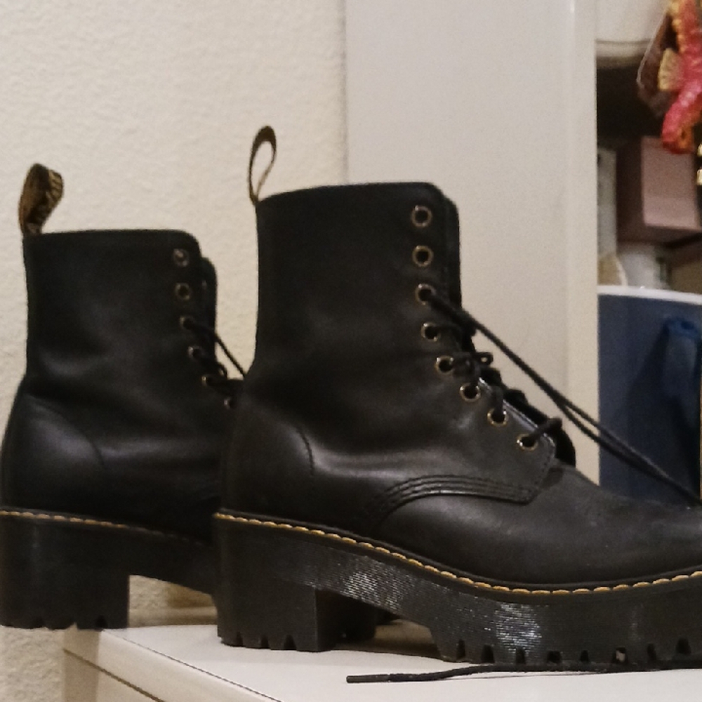 Dr. Martens SANGUINE Black Combat Boots